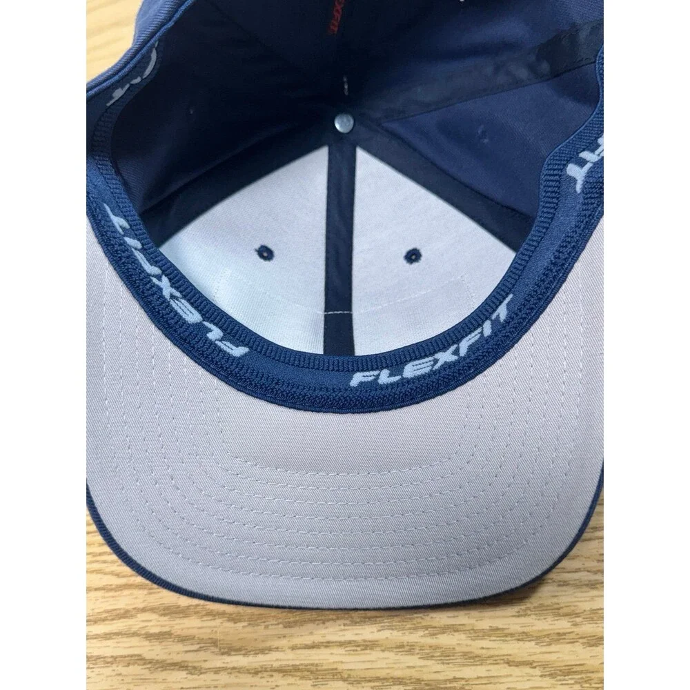NWT Ariat Flexfit Flag Logo Patch Fitted Hat Cap Outdoors Navy Blue Size‎ L/XL